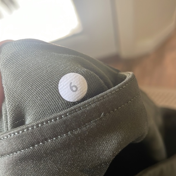 Lululemon  -  Wunder Under Crop High-Rise - Camo - 6 - Picture 13 of 13